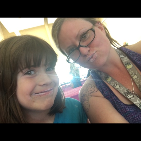 Meet your Posher, Amanda, Send Me Offers ;) - Picture 3 of 6